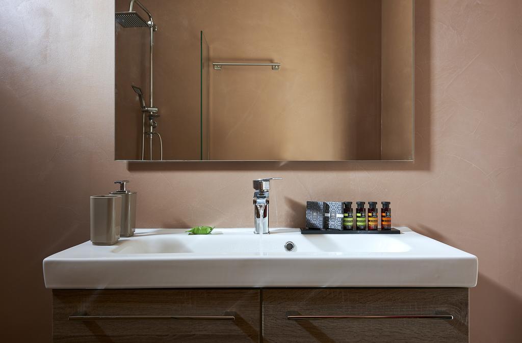 Elaia Luxury Suites Lagonisi Esterno foto